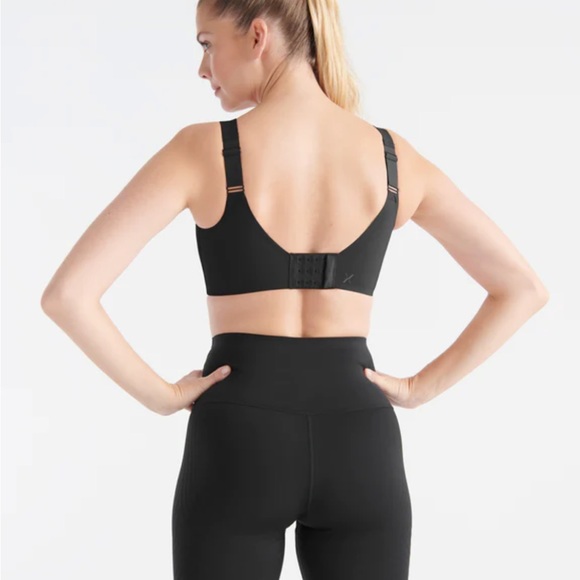 Knix Catalyst Sports Bra - Black - Picture 3 of 6